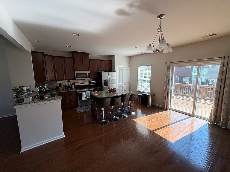 218 Brier Summit Pl — Photo 4