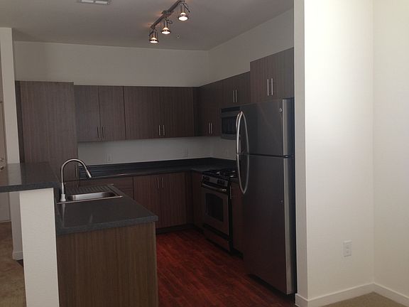 3rd image of 709 Taza Verde Ave