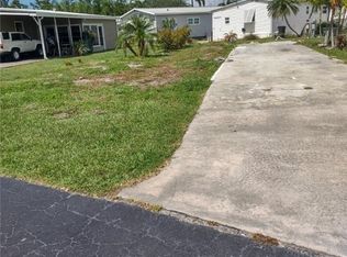 353 Mattie Ave #E, Fort Myers, FL 33908