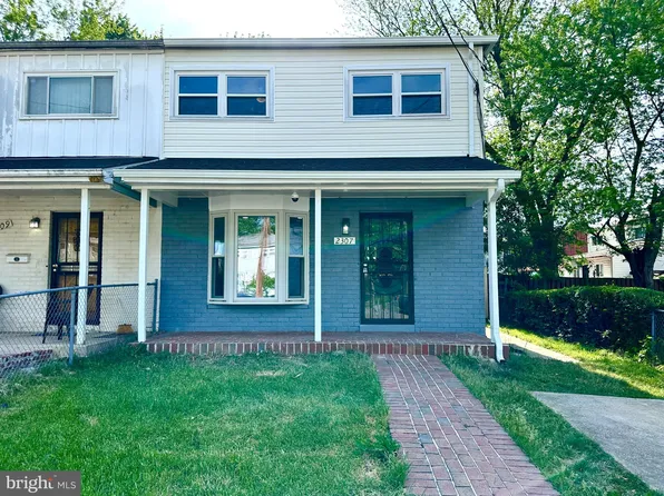 2307 Columbia Pl, Landover, MD 20785