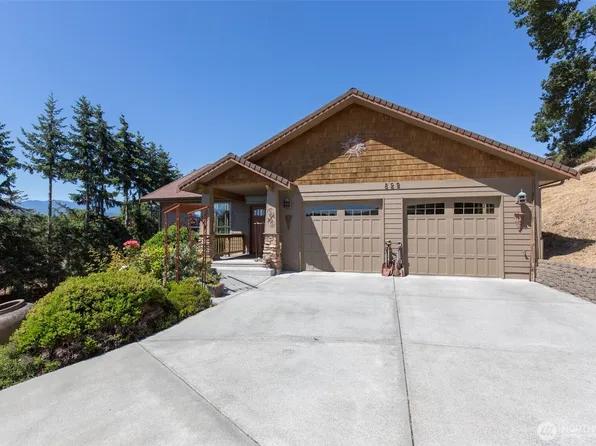 822 E Oak Street, Sequim, WA 98382