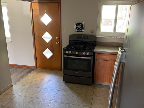 5th image of 430 Potawatomi Dr