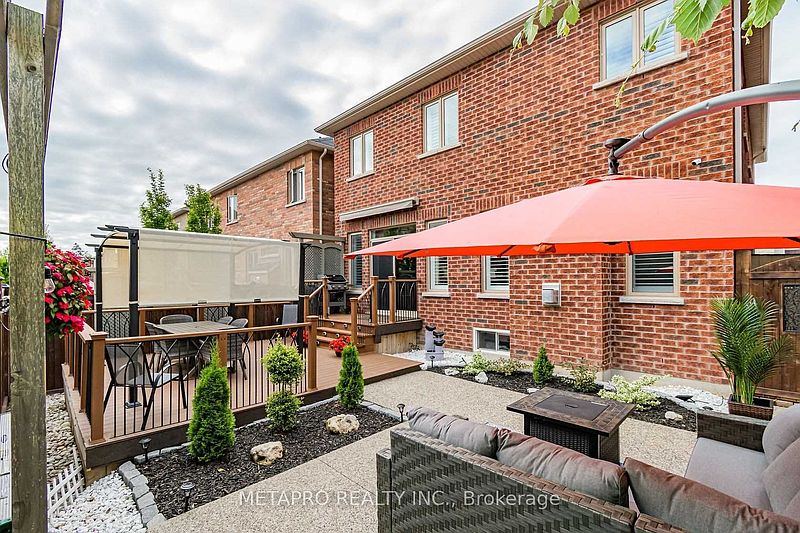 Burlington House for rent - 5 Bedrooms — photo 35