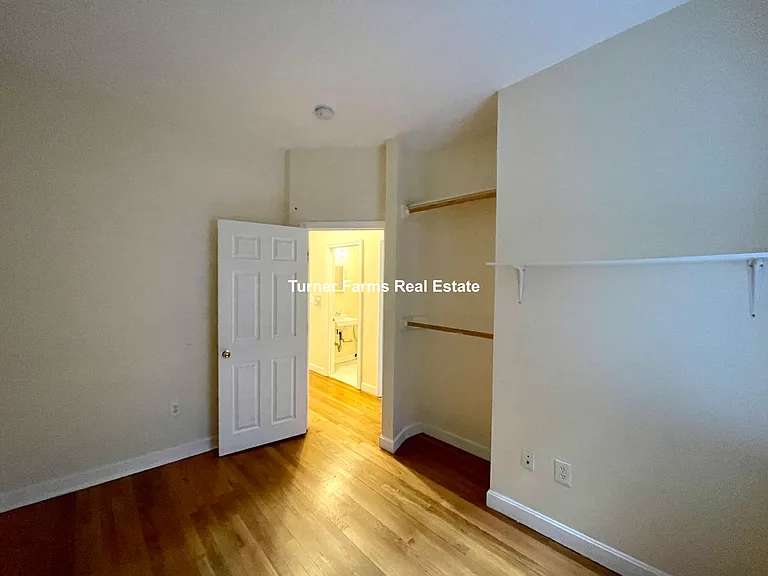28 Phillips St #1F — Photo 8
