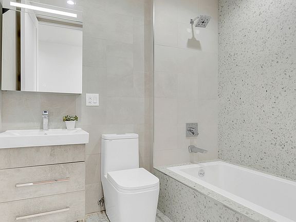 4th image of 1089 Dekalb Ave #1AB