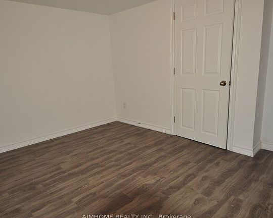 4th image of 33 Wye Valley Rd