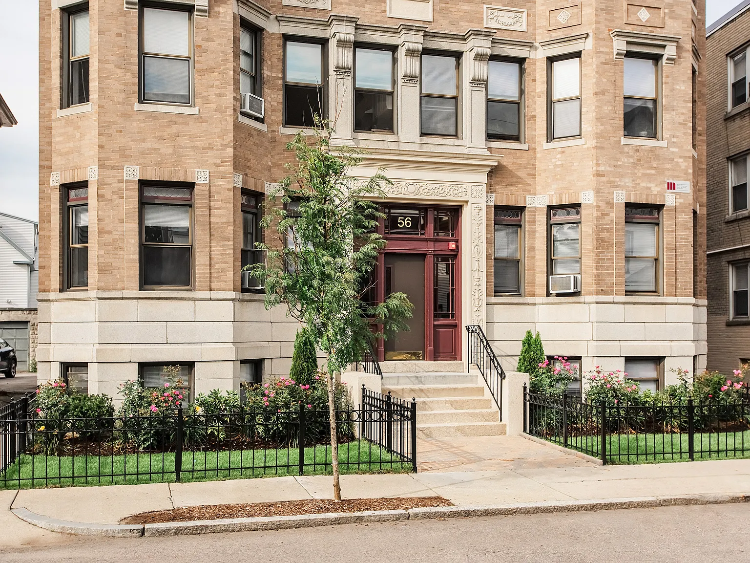 56 Gardner St — Photo 1