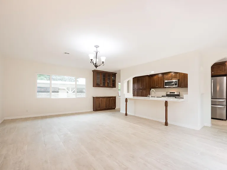 1015 Rancho Rd — Photo 15