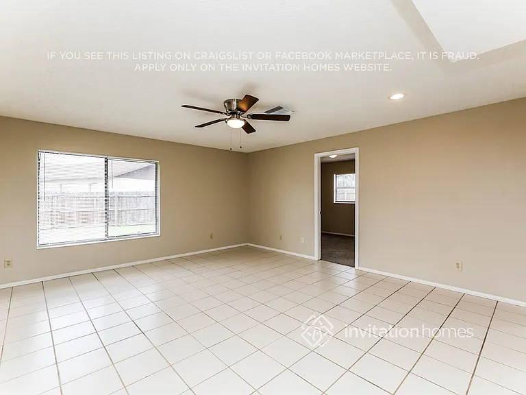 1403 Live Oak Ct — Photo 6