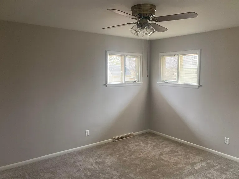 1824 Cheshire Dr — Photo 16