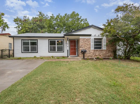 1811 Dennis St, Irving, TX 75062