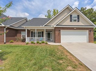 1723 Rocky Plains Ln, Knoxville, TN 37918