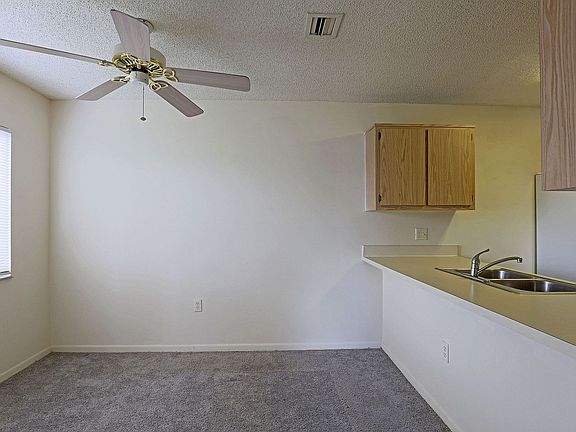 5th image of 5274 Cedarbend Dr APT 3