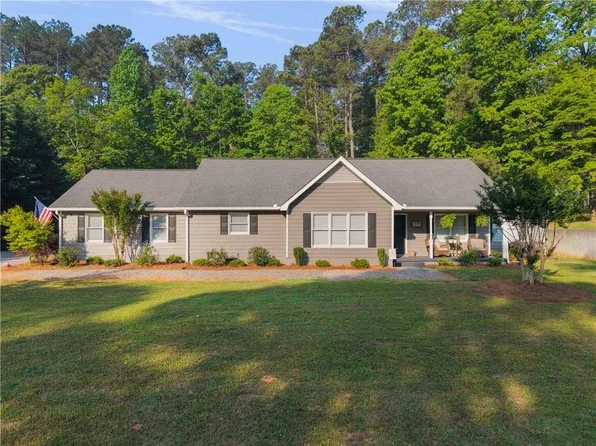 2777 Chickadee Dr, Monroe, GA 30655