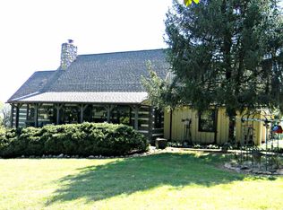 1326 Gaby Hills Dr, Dandridge, TN 37725