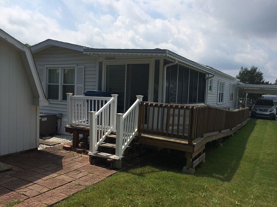 2nd image of 14 Peach Tree Dr