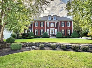9566 Cobblestone Dr, Clarence, NY 14031