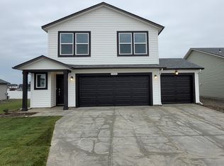 116 S Country Club Dr, Deer Park, WA 99006