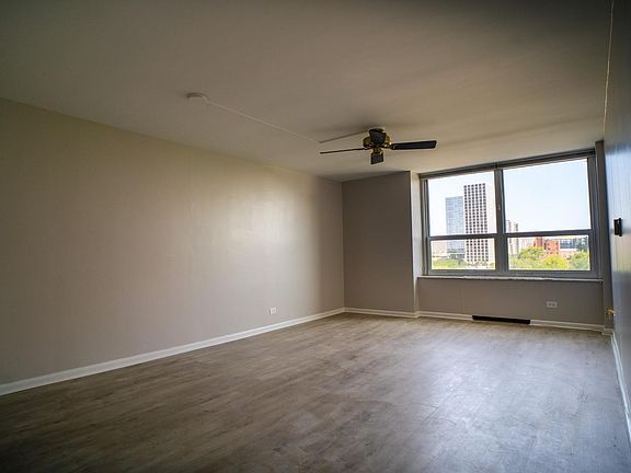 2nd image of 720 W Gordon Ter APT 7F
