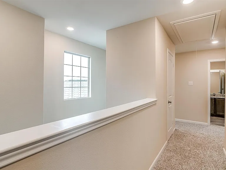 1025 McDonald Dr — Photo 23