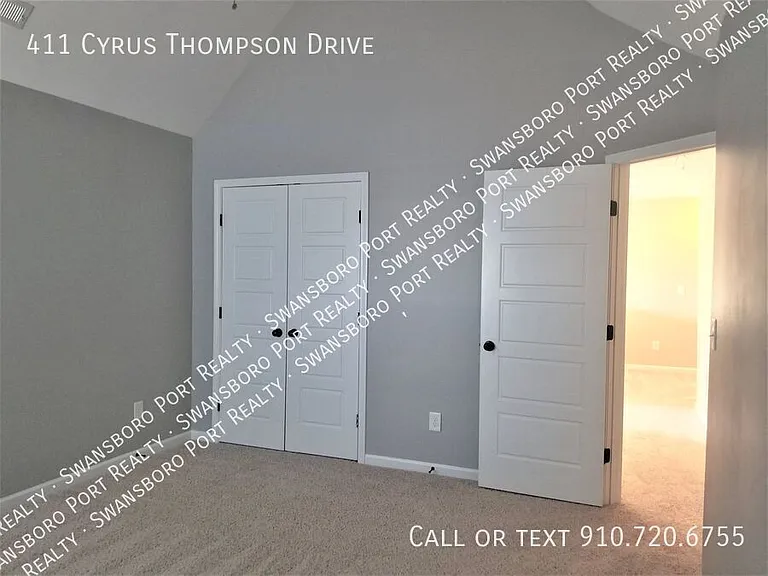411 Cyrus Thompson Dr — Photo 42