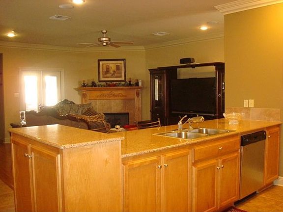 4th image of 103 Copper Creek Dr