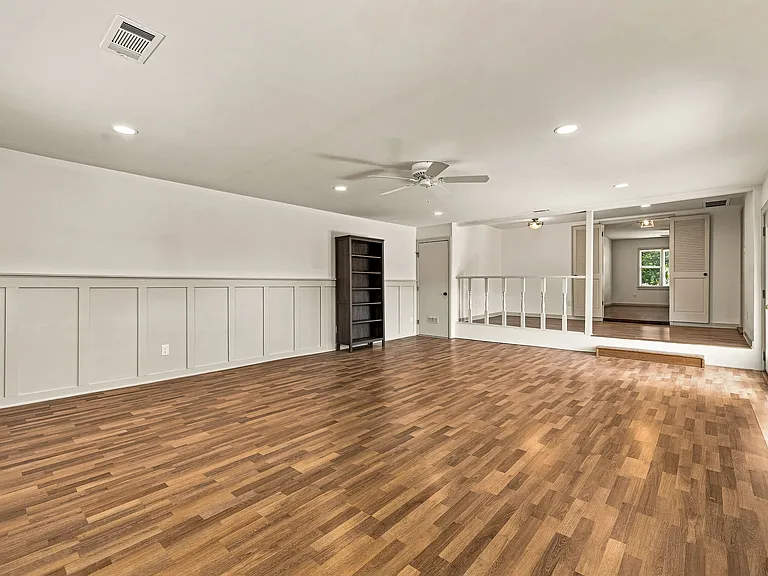 310 Hillcrest Ave — Photo 17