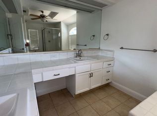 3227 Jasmine Ave, Clovis, CA 93611