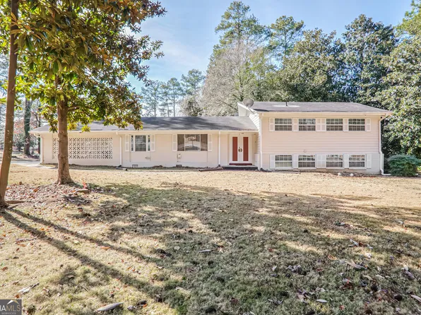 3343 Charlemagne Dr, Decatur, GA 30034