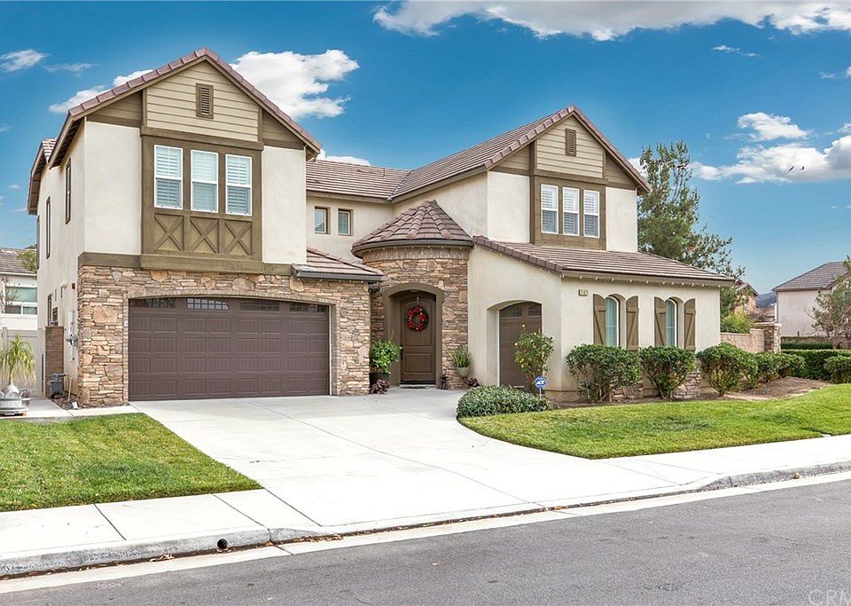 1st image of 31921 Cottonwood Dr
