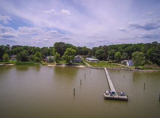 208 York Rd, Dunnsville, VA 22454