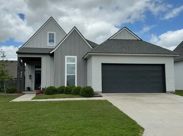 403 Sandy Bay Dr, Broussard, LA 70518