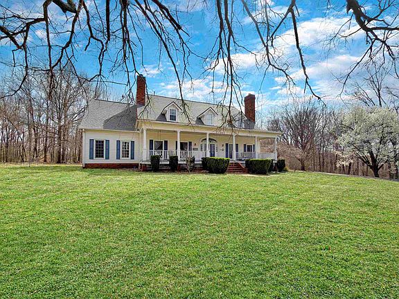 2nd image of 549 McCormick Rd