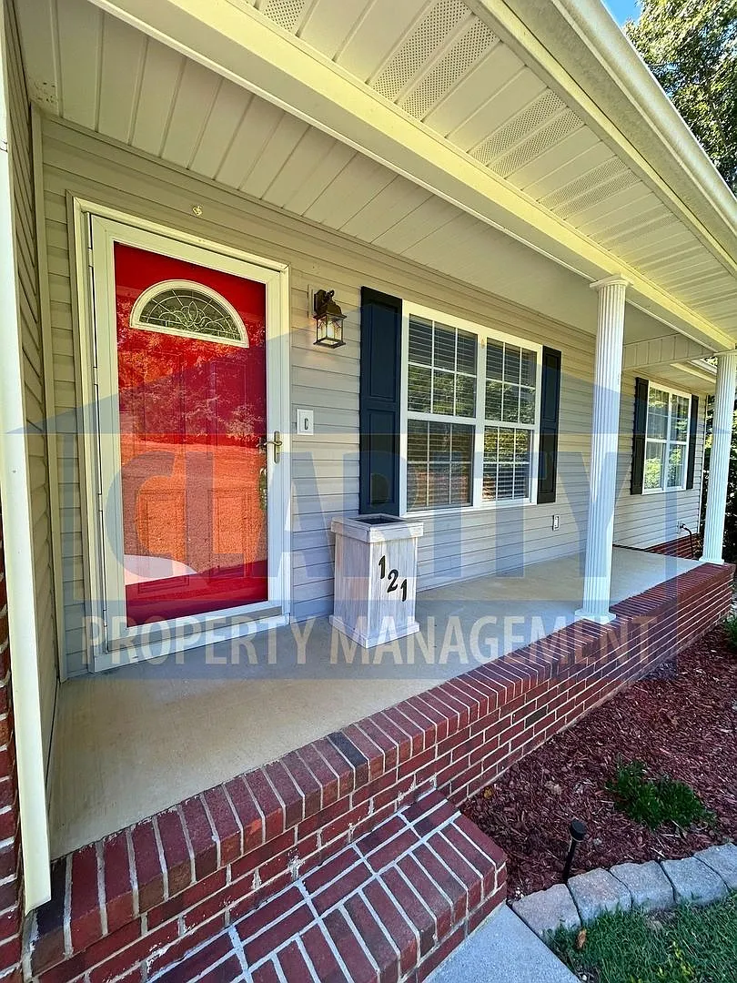 Beautiful 3-bedroom home in a quiet neighborhood! — Photo 3