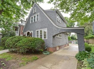 82 Blenheim Rd, Columbus, OH 43214