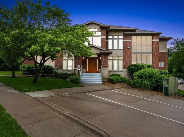 1765 Louis Pl, Iowa City, IA 52245