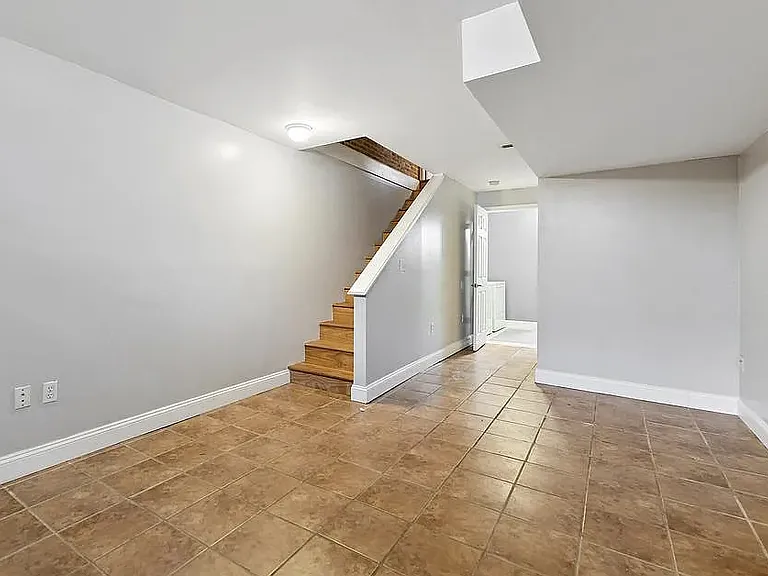 627 S Dean St — Photo 27