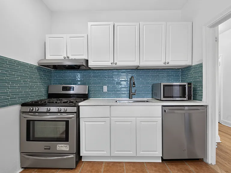 108 Palisade Ave #A2 — Photo 4