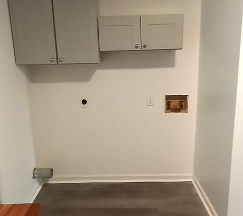 3rd image of 215 Columbus Ave #B