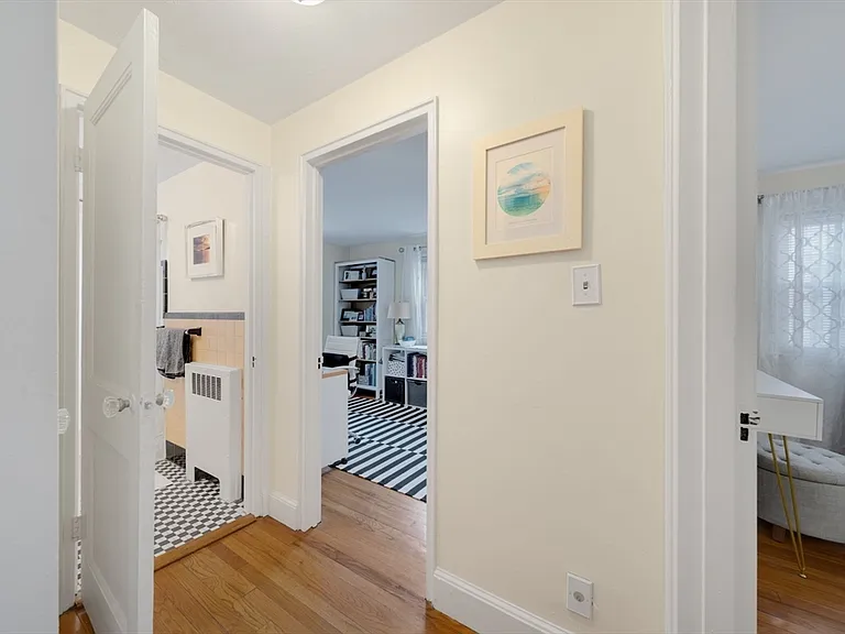 926 Massachusetts Ave #3 — Photo 15
