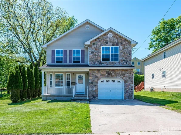 230 S 10th Ave, Highland Park, NJ 08904