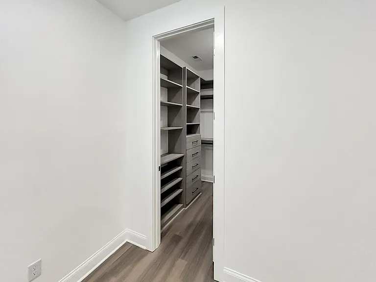 403 Burgundy Way — Photo 17