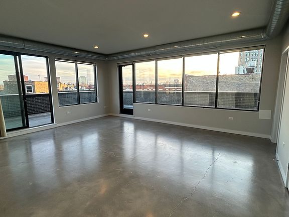 4th image of 1942 W North Ave APT 501
