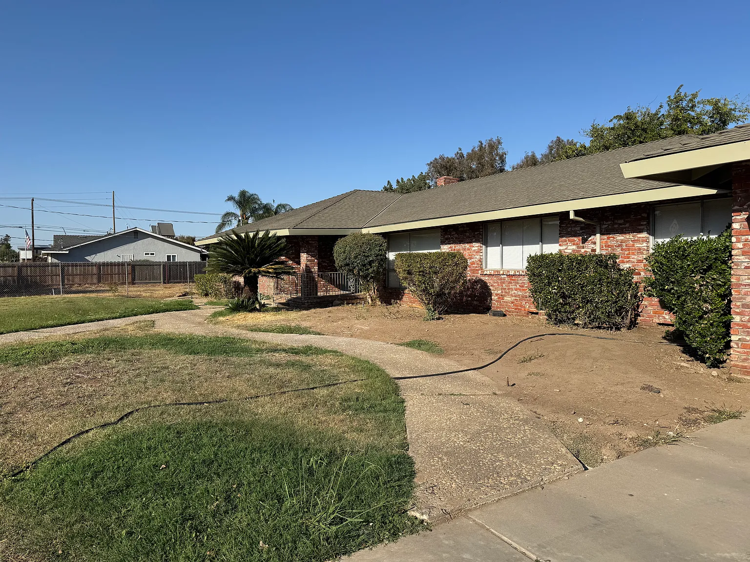 4 bed, 2324 sqft, $3,250 — Photo 4