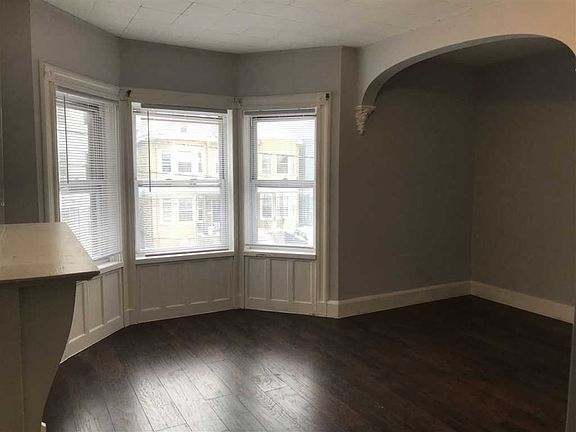5th image of 242 Academy St Unit 2