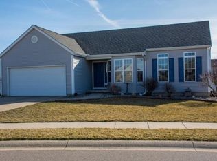 514 Loveland Pass Ct, Osceola, IN 46561