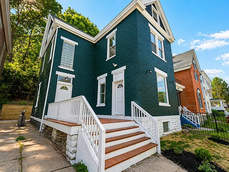 1959 Baltimore Ave — Photo 2