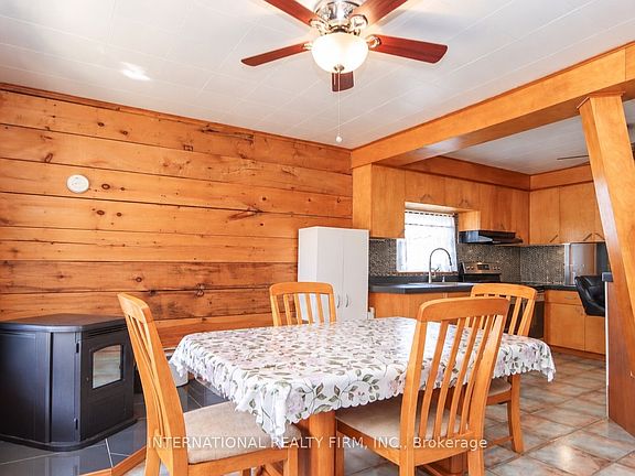 4th image of 22 Trunk Rd