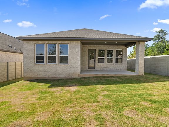 417 Leaning Rock Road