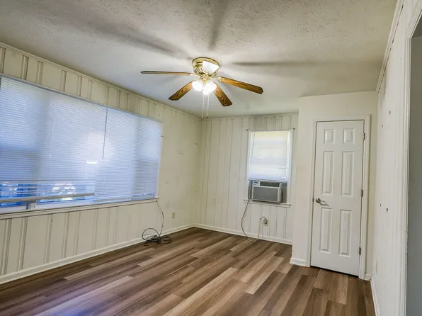 2904 Old Louisville Rd, Augusta, GA 30906